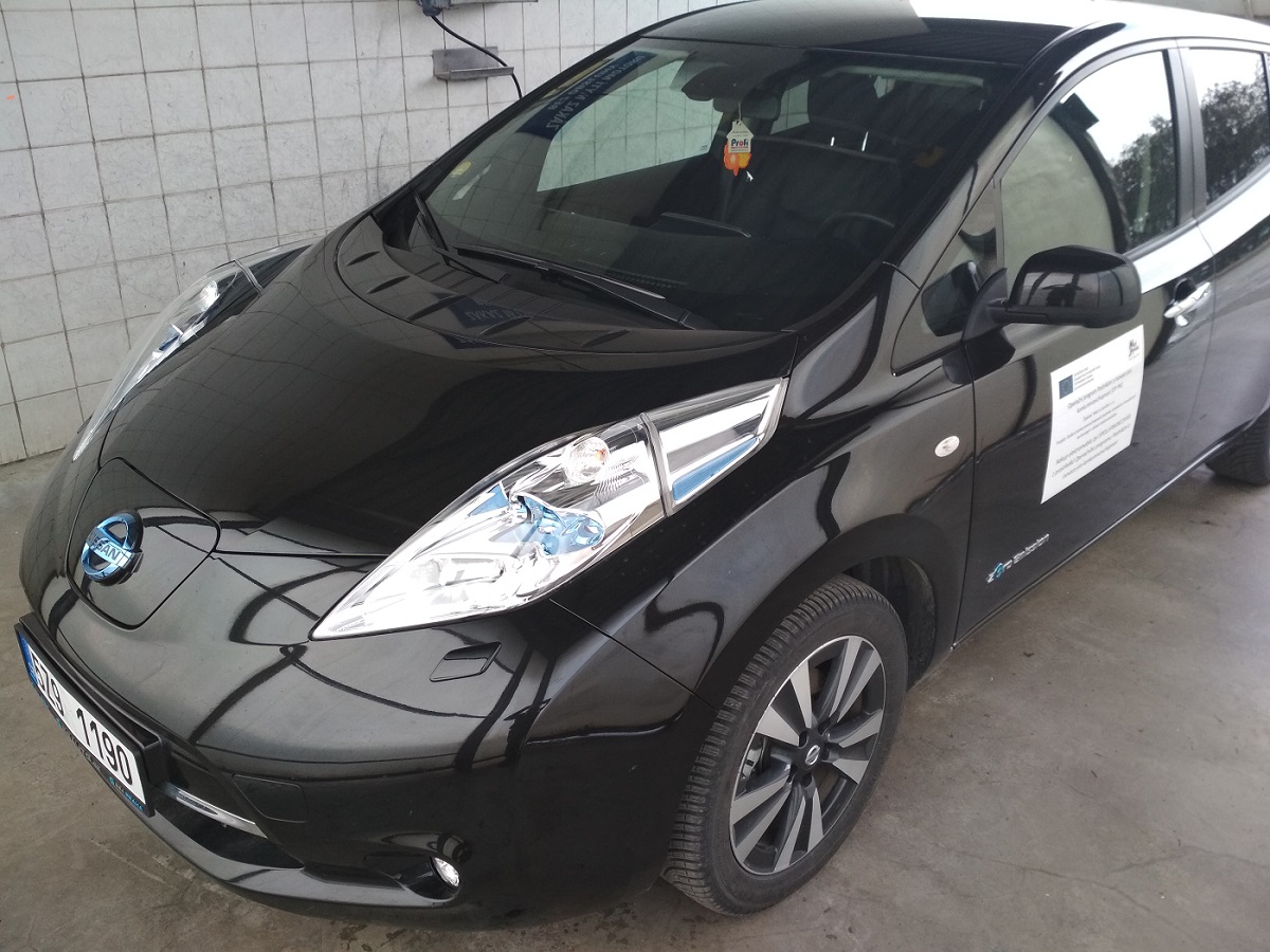 Nissan Leaf